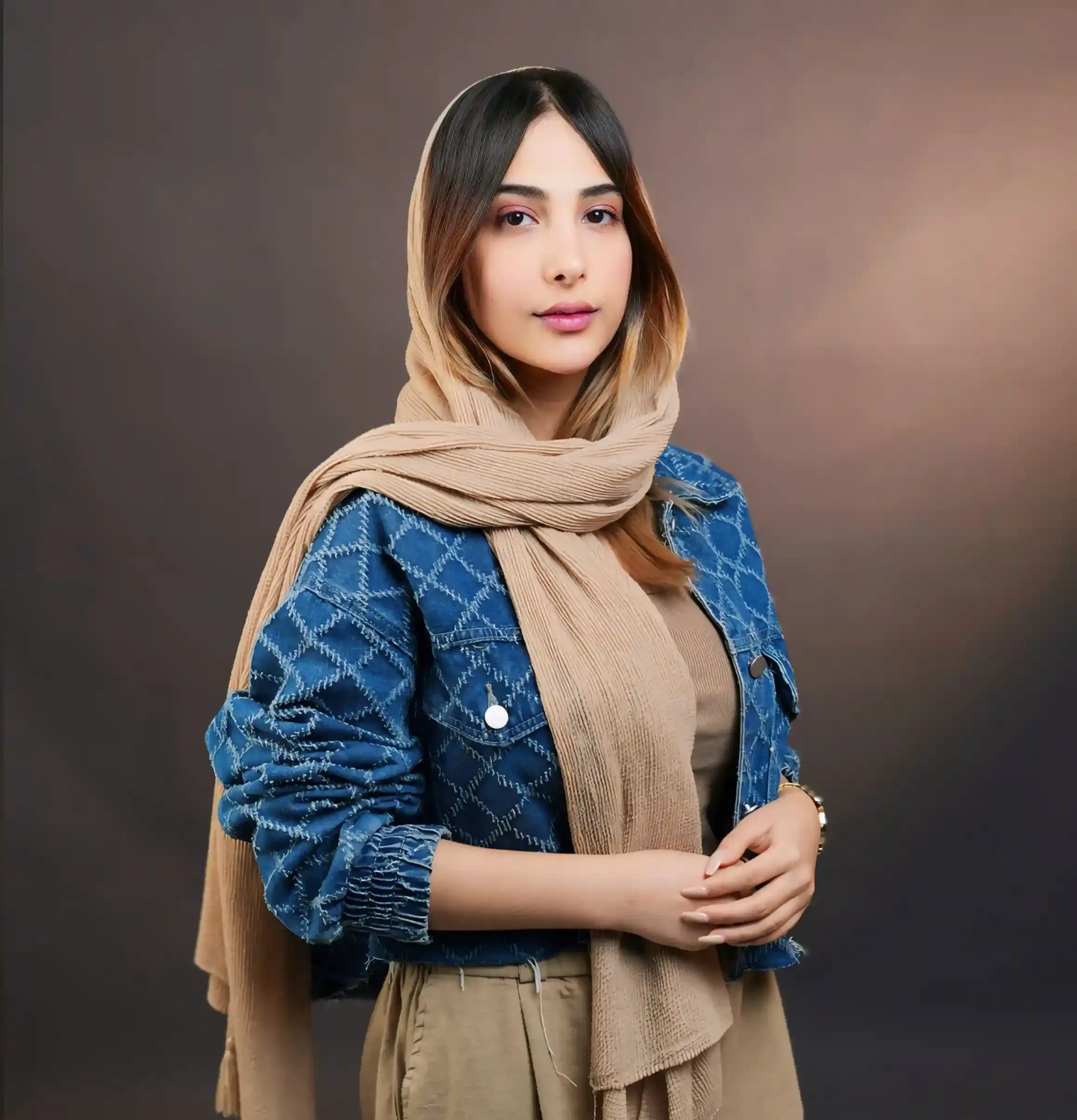 ناهید مینائی